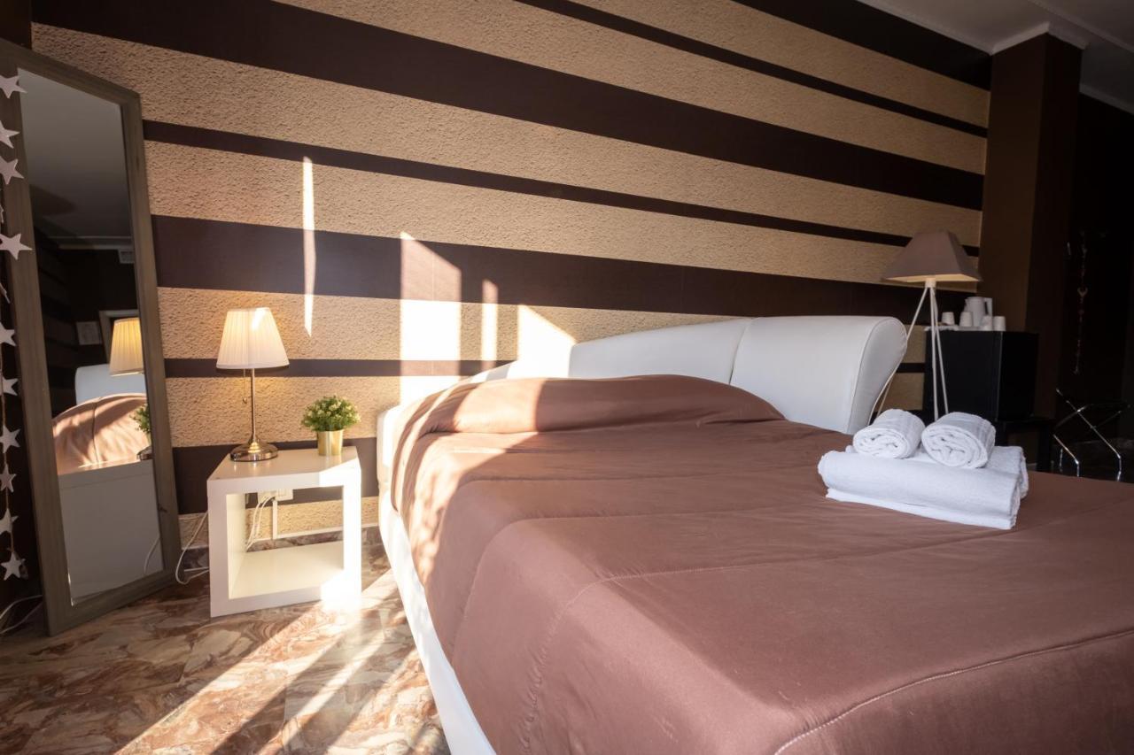 Cconforthotels R&B Semplici Emozioni Бари Экстерьер фото