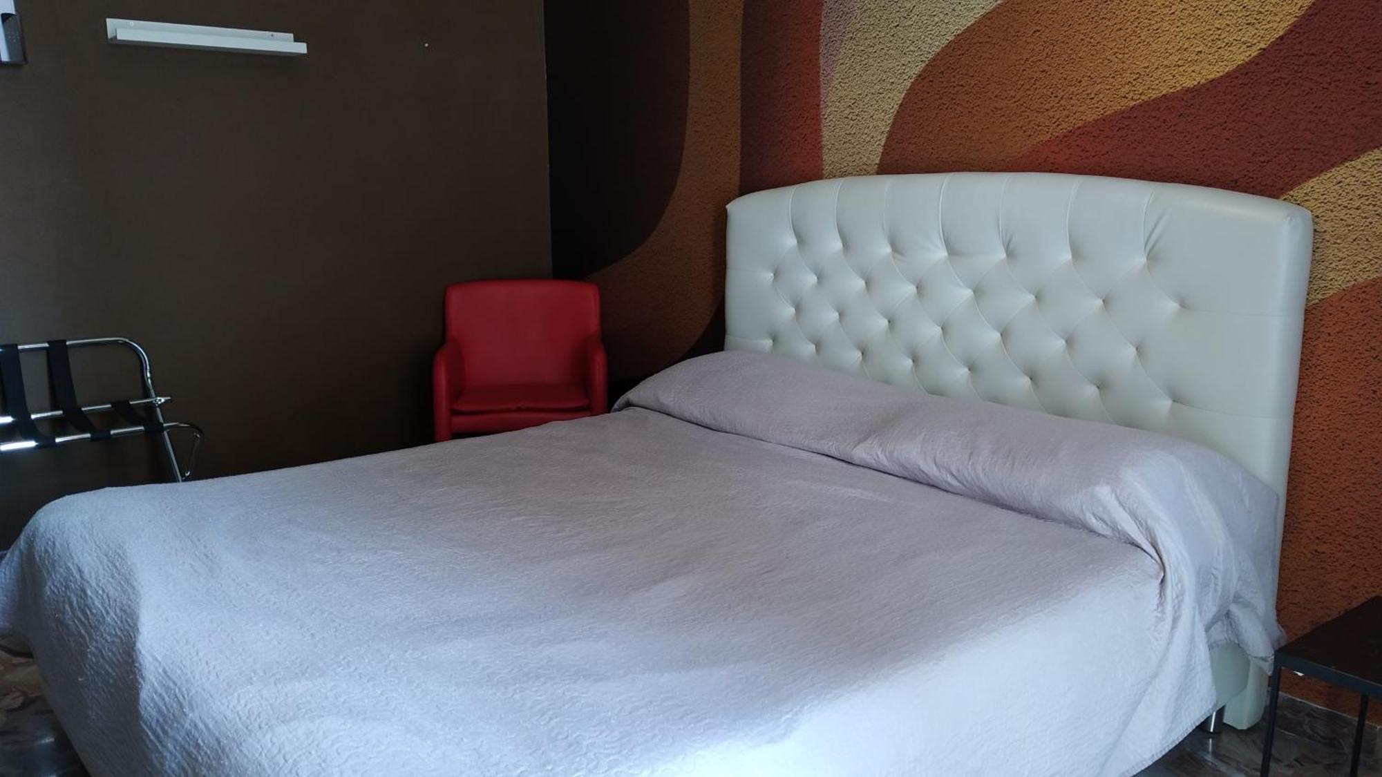 Cconforthotels R&B Semplici Emozioni Бари Экстерьер фото